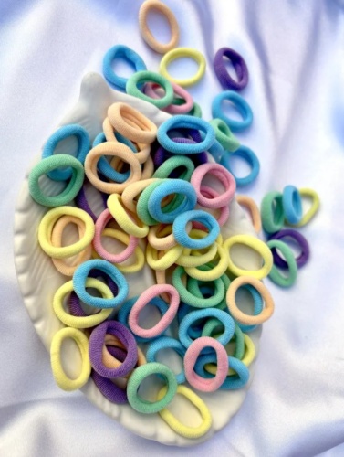Комплект резинок для волос 100 шт. ЦВЕТНЫЕ фото 3