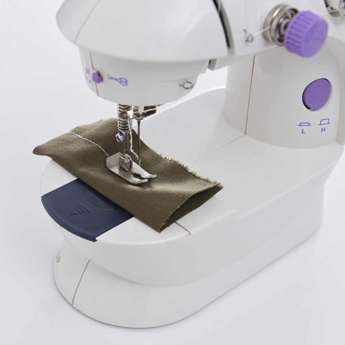 Мини-швейная машинка Mini Sewing Machine 4 in 1 с педалькой фото 2