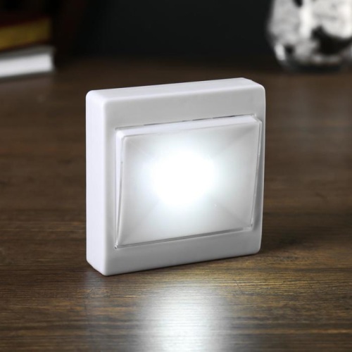 Ночник LED пластик на магните от батареек "Выключатель однокнопочный" 2,5х8х10 см 1928643 фото 3