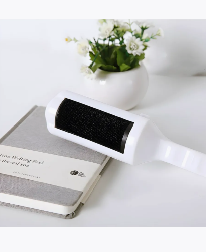 Ролик для чистки одежды от шерсти фото 2